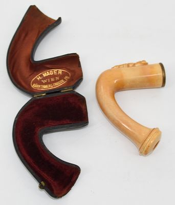 Seafoam Pipe Vienna about 1900. Meerschaumpfeife Wien um 1900, aus f&uuml;rstlichem Besitz 