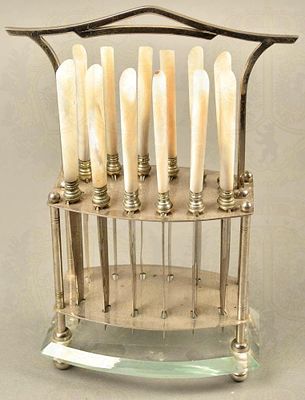 Set 12 fruit knives Art Nouveau W&uuml;sthof Solingen. Satz 12 Obstmesser W&uuml;sthof Solingen, um 1900 