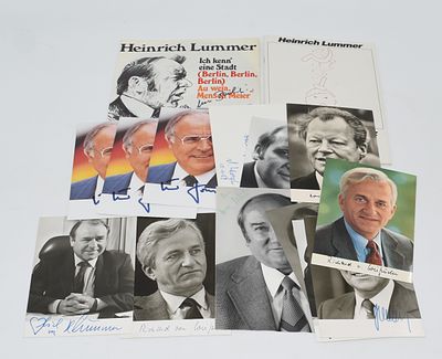 16 original signature german politician. 16 OU Deutscher Politiker, auf Foto AK 