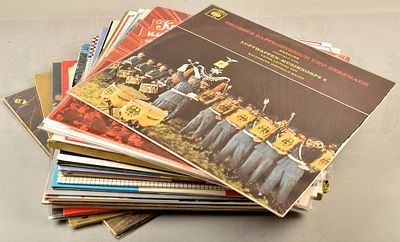 30 records military marches. 30 Schallplatten Milit&auml;rm&auml;rsche, 60er-80er Jahre, Deutsche 