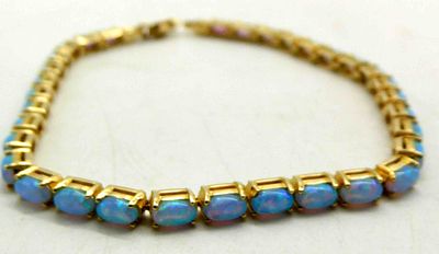 Bracelet with Australian opals in a case. Bracelet with Australian opals in case, hallmarked 