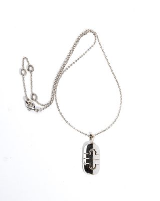 BULGARI - 18K white gold. Signed BULGARI. 
Hallmarked "750 - MADE IN ITALY - BULGARI". Chain 