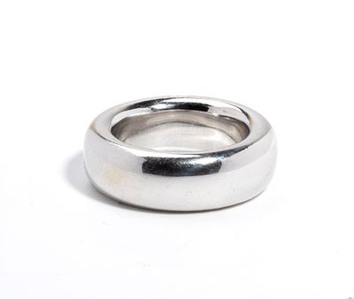 POMELLATO - 18k white gold. Signed POMELLATO. 
Hallmarked “750”. IT size 12 – US size 6. Weight: 