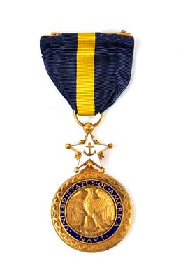 Stati Uniti d'America, Navy Distinguished Service Medal, primo quarto XX sec. Bronzo dorato e 