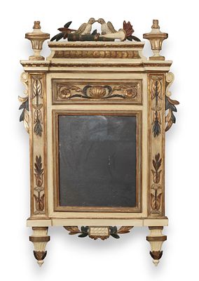 Italian neoclassical mirror, Venice, late 18th century. Height x width: 104 x 63 cm. carved 