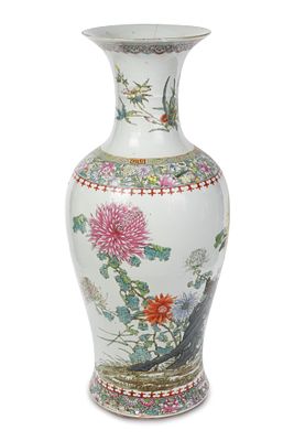 Large baluster vase, China, 20th century, Republic period (1912-1949). Height 60cm A large 