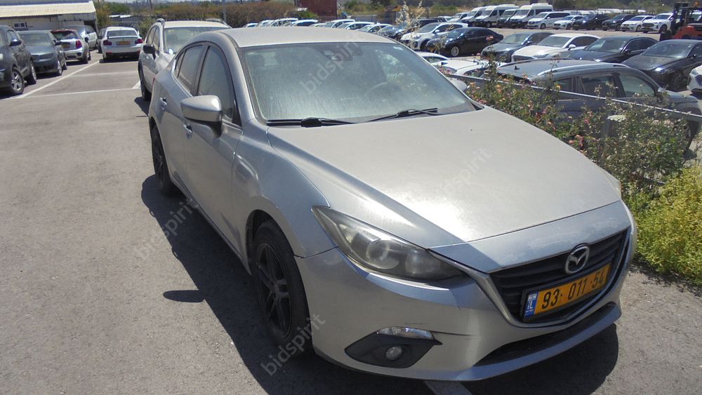 בלש, גורנשטיין משרד עורכי דין | רכב מכונס נכסים- מאזדה 3