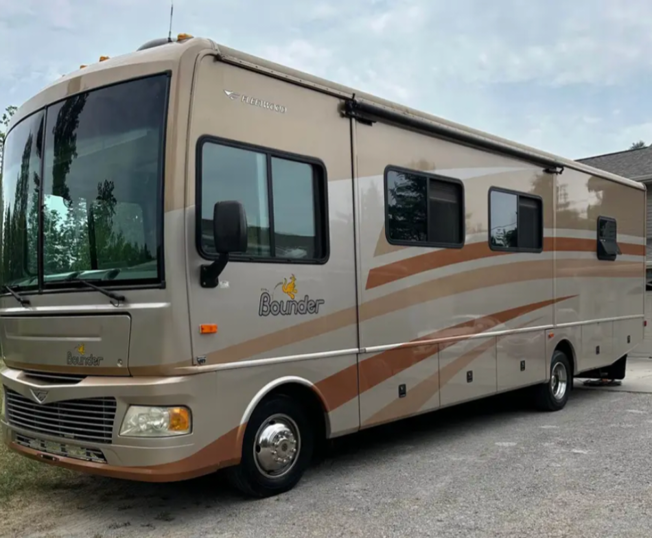 Bid Brothers Auctions | Auction 103 | Motor home, camper, sporting goods, antiques, ammo, knives, signage, tools and more!