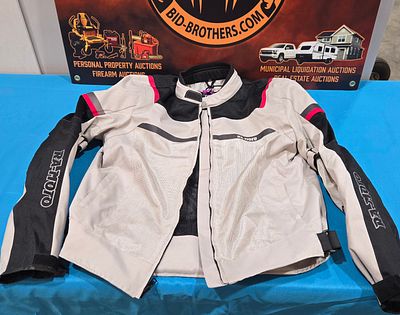 RA-moto motorcycle jacket with pads, Size XL Ladies or L for men