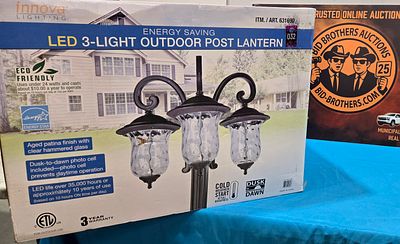 8' outdoor lamp post with 3 lights, new in the box!