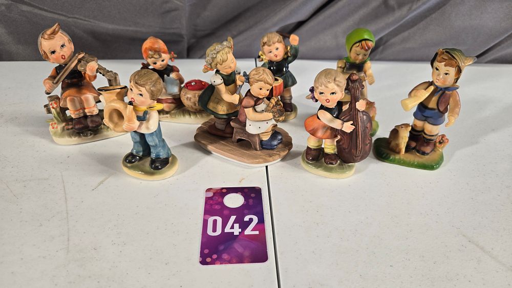 Lot 42: Hummel Style Figurines