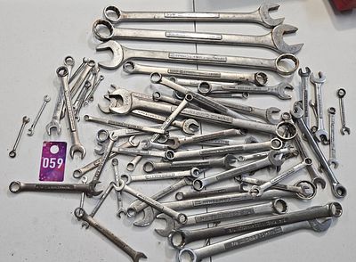 Large amount of Craftsman wrenches