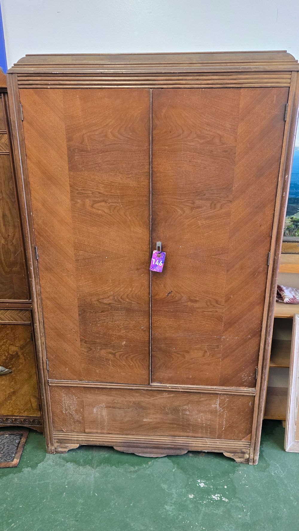 Lot 146: Wardrobe