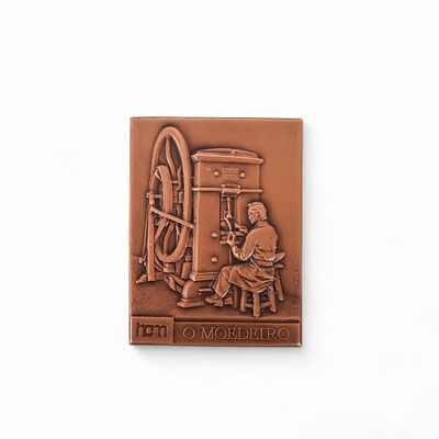 MEDALHA "O Moedeiro". Medalha em cobre de motivo "O Moedeiro" da coleção Galvanos. Edição 
