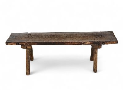 BANCO DE TRABALHO
. Banco de trabalho rústico em madeira de castanho. maciça.Produção portuguesa 