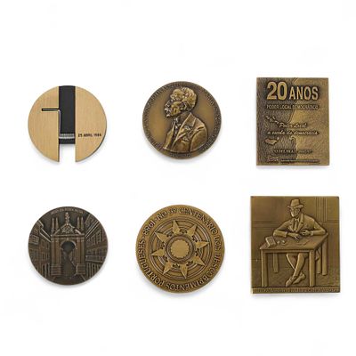 MEDALHAS EM BRONZE. Conjunto de 6 medalhas em bronze: "Arco da porta Nova" 237/300, "Centenário 