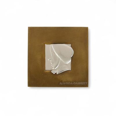 MEDALHA "II Centenário do Nascimento de Almeida Garrett". Medalha em bronze de motivo "Medalha 