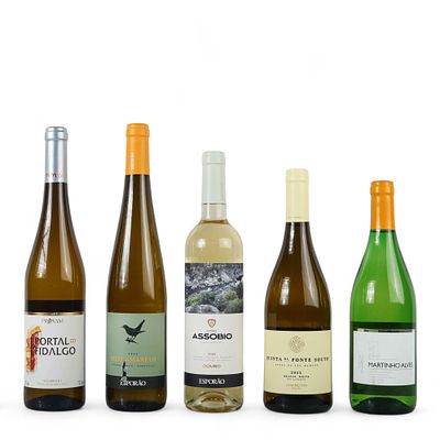 CONJUNTO DE 5 GARRAFAS DE VINHO. Conjunto composto por 5 garrafas de vinho: Quinta da Fonte 