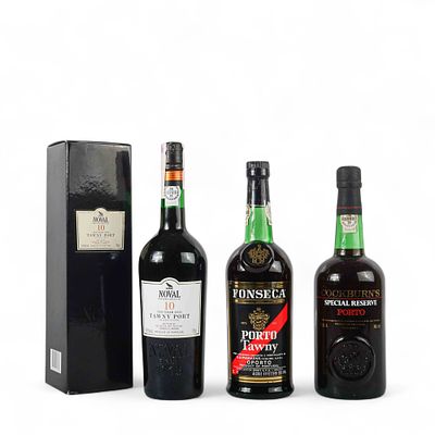 CONJUNTO DE 3 GARRAFAS DE VINHO DO PORTO. Conjunto composto por 3 garrafas de Vinho do Porto: 