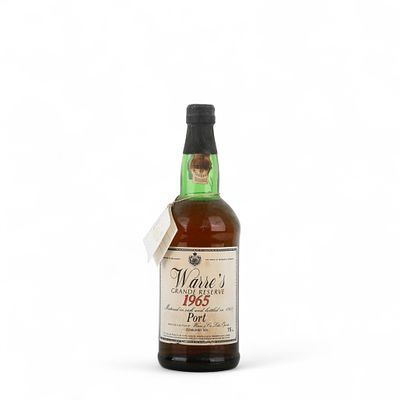 WARRE&acute;S GRANDE RESERVE 1965. Garrafa de vinho do Porto Warre&acute;s Grande Reserve 1965, 75 cl. 