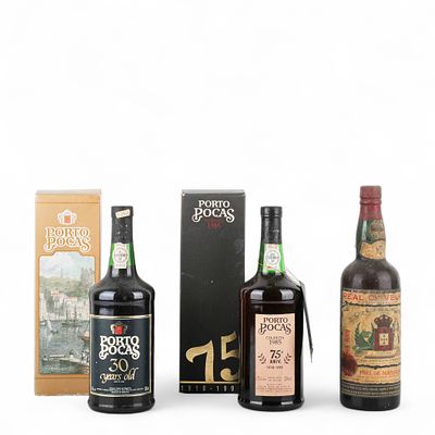 VINHO DO PORTO. Conjunto de tr&ecirc;s garrafas de vinho do Porto, 1985 Po&ccedil;as Colheita 75&ordm; Anivers&aacute;rio 