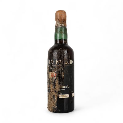 KROHN 1957. Garrafa de vinho do Porto Krohn colheita de 1957, 75 cl. 
R&oacute;tulo danificado. Sinais 