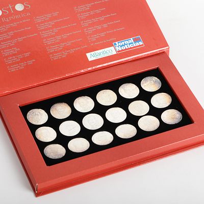 COLE&Ccedil;&Atilde;O MEDALHAS - ROSTOS DA REP&Uacute;BLICA. Cole&ccedil;&atilde;o de medalhas 'Rostos da Rep&uacute;blica', com 18 moedas 