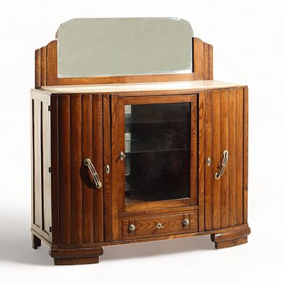 APARADOR ART DECO. Aparador em madeira de castanho, porta central em vidro com 2 prateleiras 