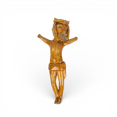 J&Uacute;LIA RAMALHO - CRISTO. Escultura de cristo de suspens&atilde;o em barro vidrado, decora&ccedil;&atilde;o a ocre 