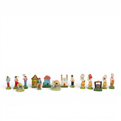 CONJUNTO DE FIGURAS PRES&Eacute;PIO/CASCATA. Conjunto de quinze esculturas em barro tradicional de 