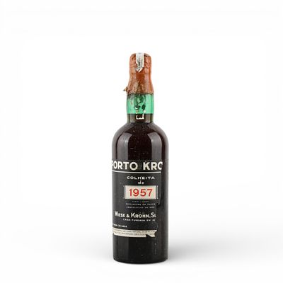 KROHN`S 1957. Garrafa de vinho do Porto Krohn`s colheita 1957, 75 cl. 
Sinais de armazenamento 