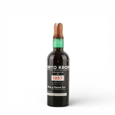 KROHN`S 1957. Garrafa de vinho do Porto Krohn`s colheita 1957, 75 cl. 
Sinais de armazenamento 