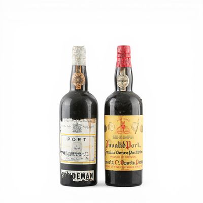 VINHO DO PORTO TAWNY. Conjunto de duas garrafas de vinho do Porto, Sandeman King George VI Tawny 