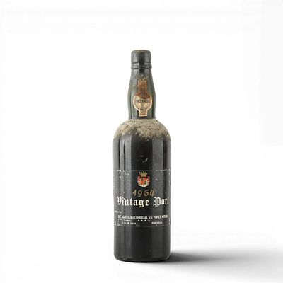 VINTAGE PORT, 1964. Garrafa de Vinho do Porto, Vintage Port, 1964, 75 cl. 
Sinais de 