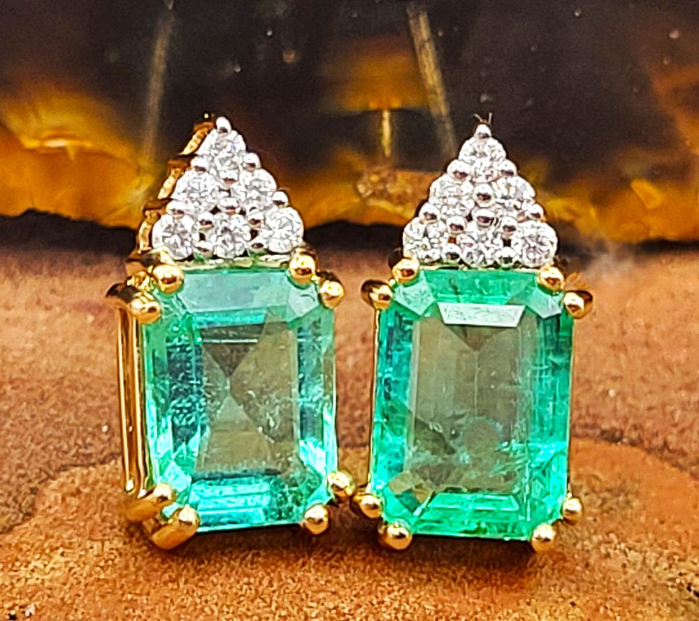 Bidfair Fine Jewelry | The Spectrum Signature Sale - A Diamond & Gemstone Continuum