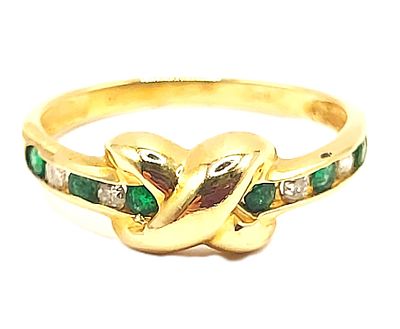 Emerald and Diamond X Hugs & Love Ring 14K . Setting: 14K Yellow Gold 
Main Gemstone: 