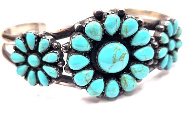 Ladies' Southwestern Turquoise Petit Point Cuff. Crafted with: Sterling Silver .925
Main