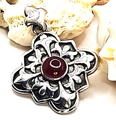 Cross Fleury, Sterling Silver & Carnelian Pendant. Die-Struck in Sterling Silver .925 
Main 