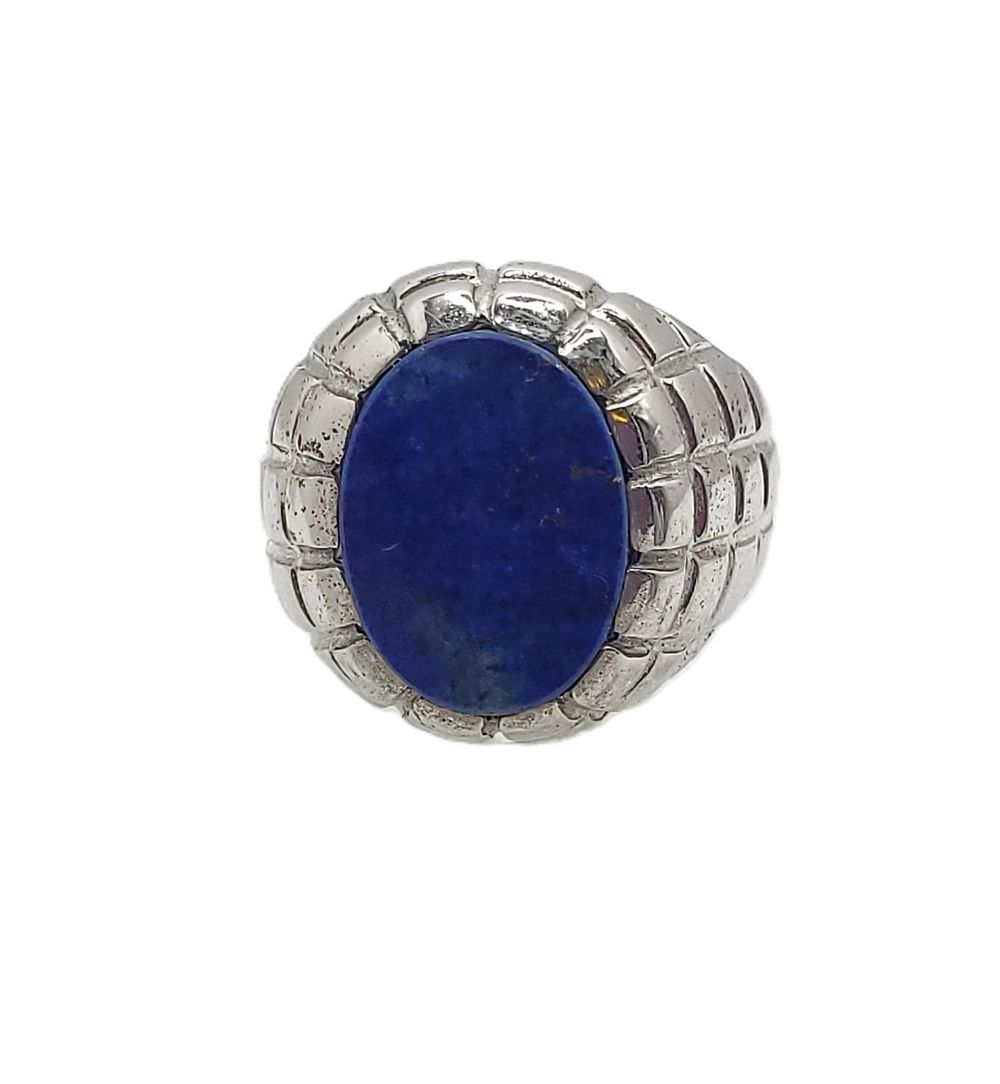 Man's Denim Lapis Ring in Sterling Silver. Setting: Sterling Silver .925 
Main Gemstone: 