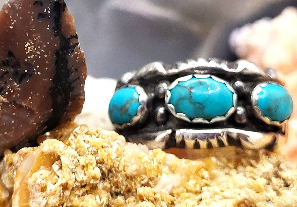 Vintage Turquoise Ring Zin Sun Stamp May Be Pueblo. Setting: .925 Sterling Silver 
Main 