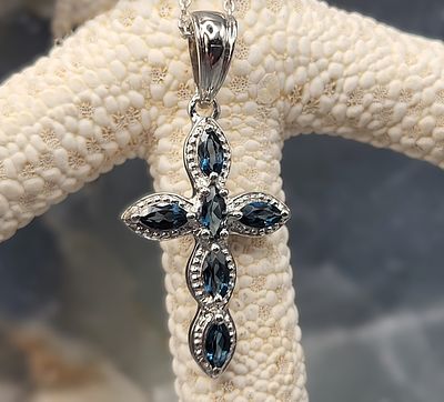 1.02 Carat Genuine London Blue Topaz .925 Sterling Silver Pendant. Setting: Sterling Silver .925 