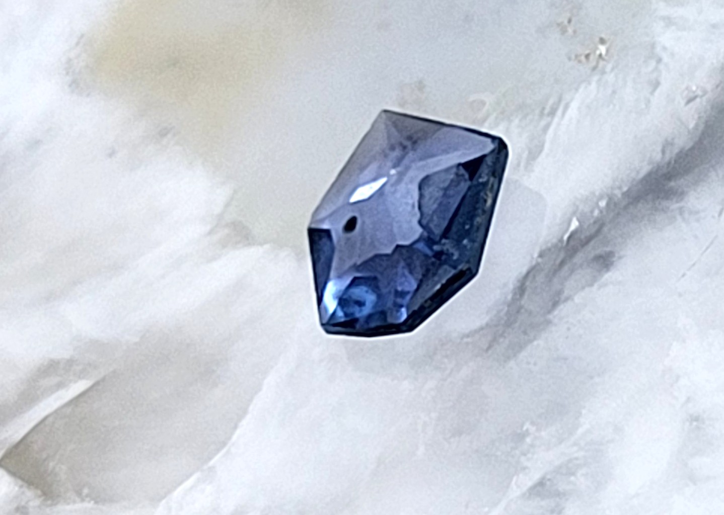 Yogo Gulch Montana Sapphire - .41CT Blue Gradient