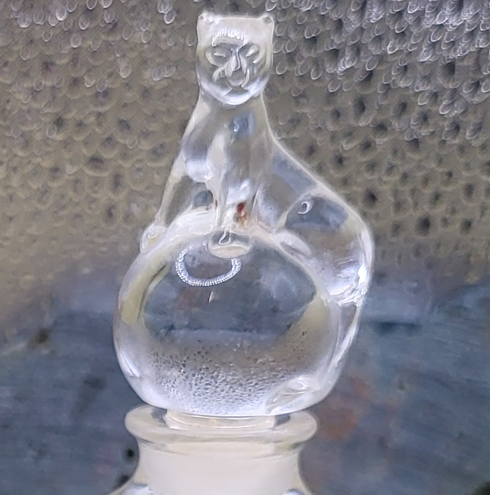 VIntage Glass Cartier Pantere' Fragrance Bottle 0KAD