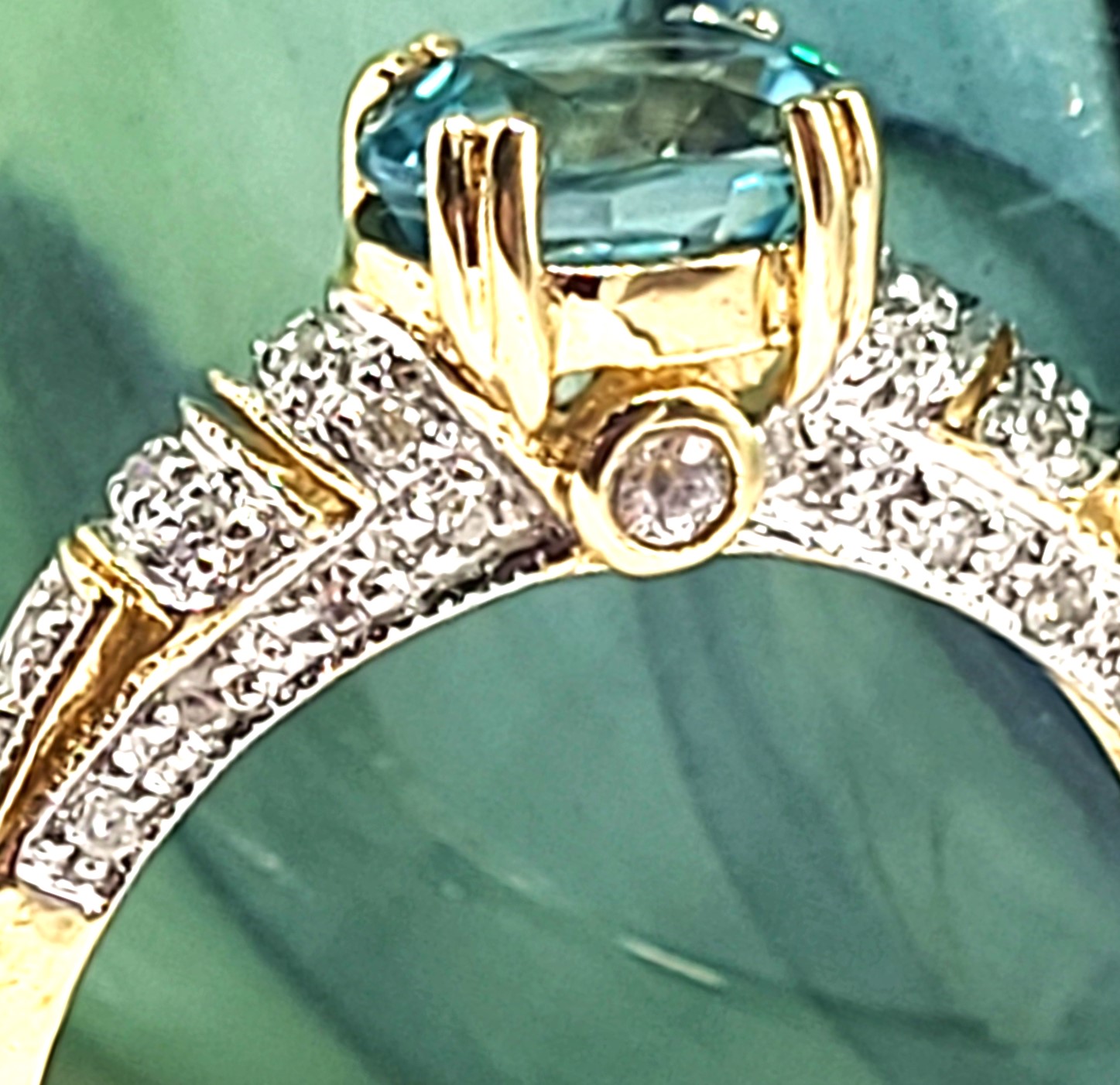 Heavenly Blue Zircon with Teal Overtones Ring with Diamond Shoulders
