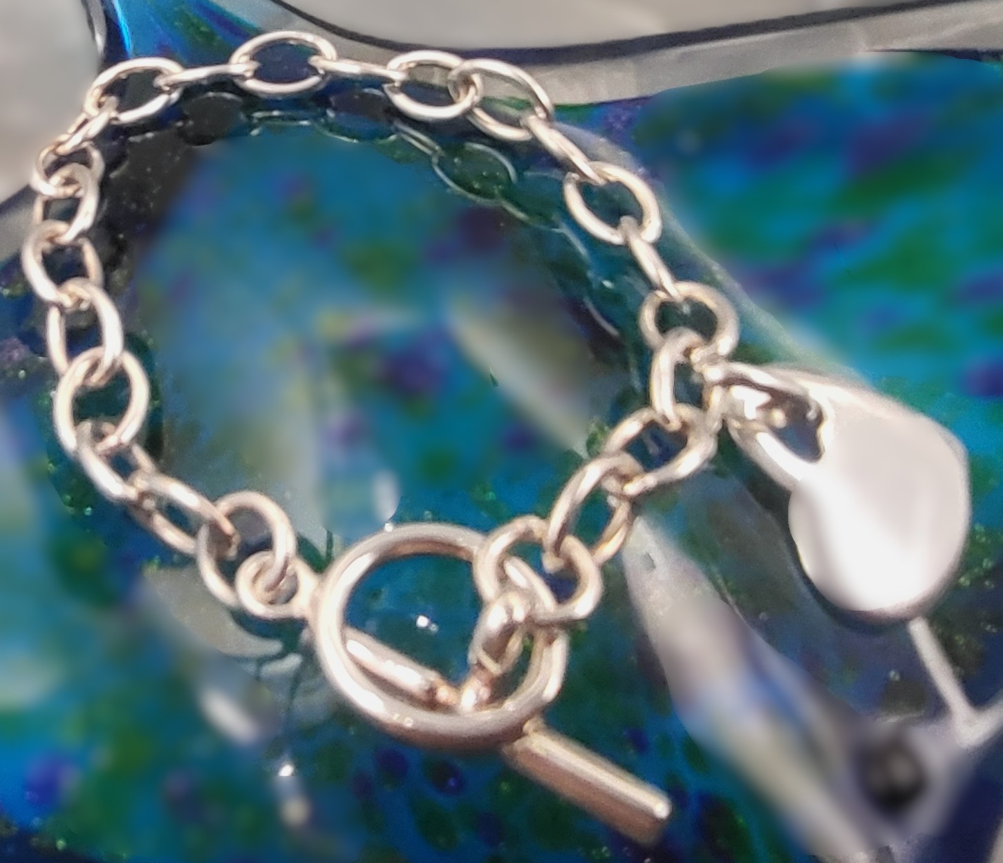 Rolo Link Toggle Bracelet w/ Dangling Heart Tag
