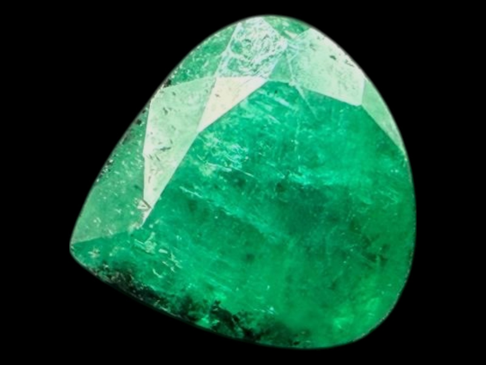 Certified Muzo Emerald 2.54ct Shield