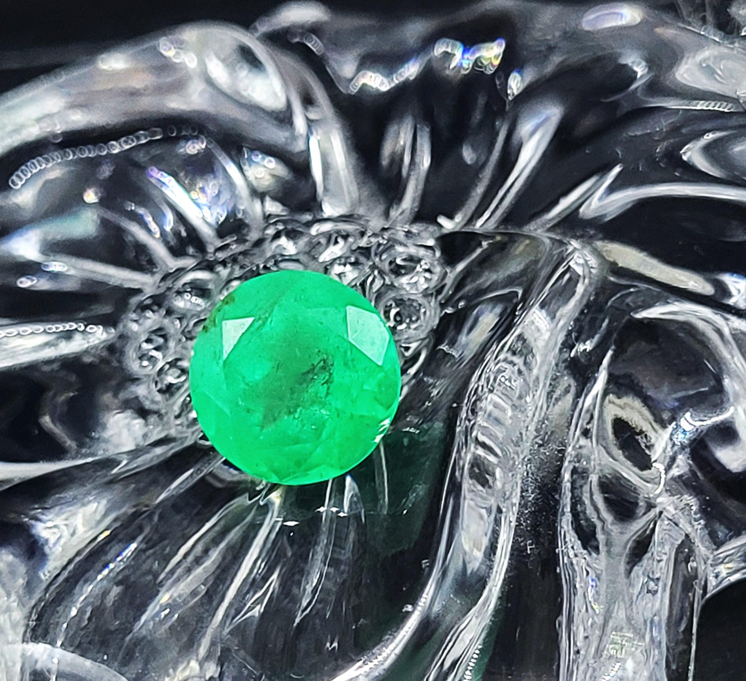 3.98 Round Certified Muzo Emerald