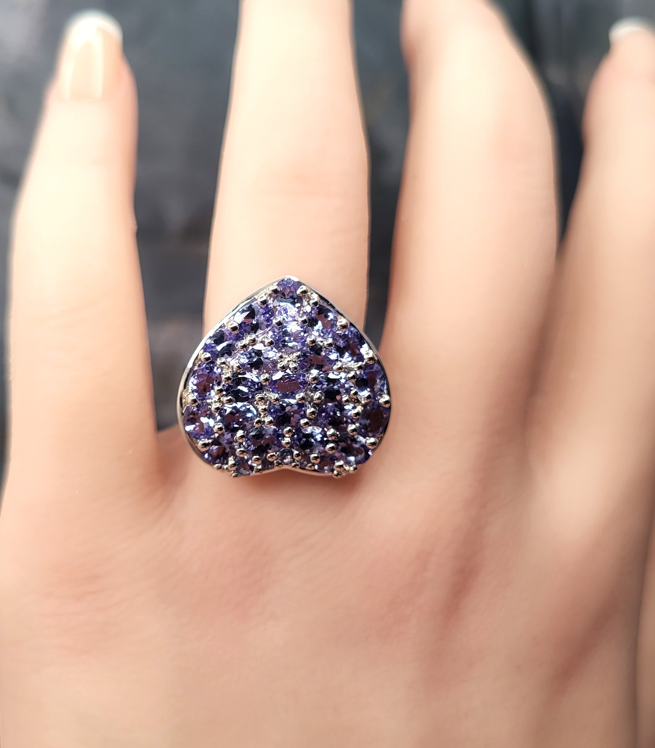 Mixed-Cut and Cool Tanzanite Big Heart Ring .925