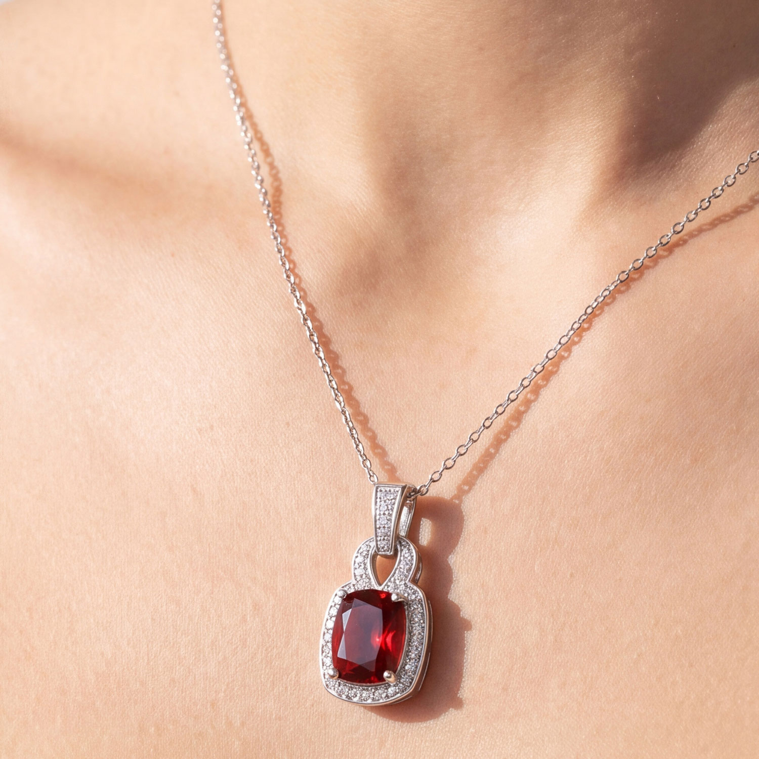 Madeira Pendant