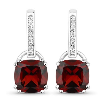 Mozambique Garnet & LabGrown Diamond Drop Earrings. 31100015 
Setting: Sterilng Silver .925 
